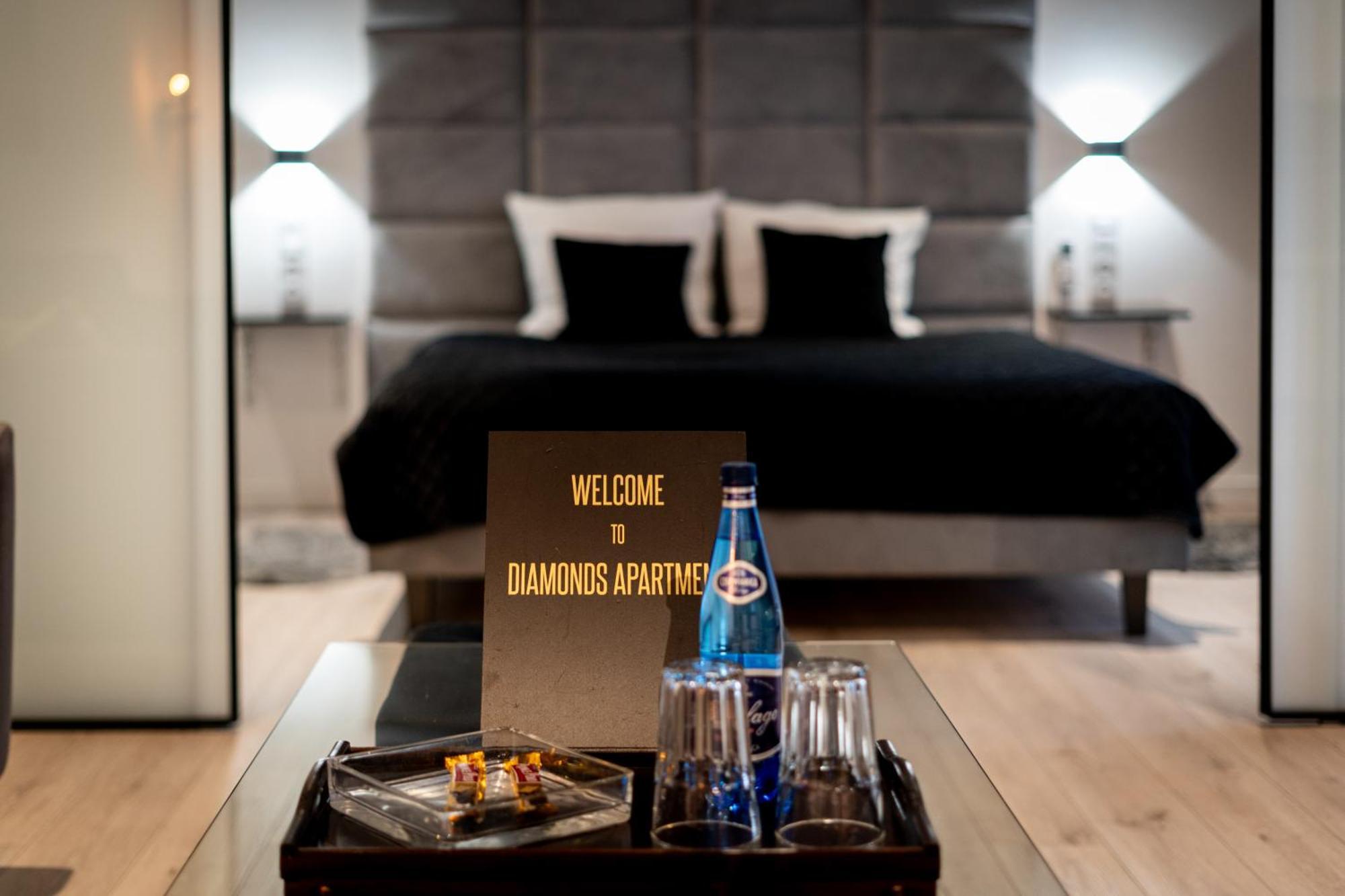 Diamonds Apartment كراكوفيا المظهر الخارجي الصورة